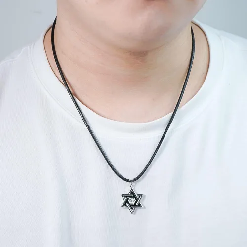 Vista 5 de REIOT Collar vikingo para hombre, mitología nórdica, collar para hombre, amuleto de la suerte, cadena de caja de acero inoxidable, cruz
