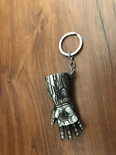 Vista 3 de Llavero Iron Man Guante Infinity Stone Mark V Suit End Game Keychain