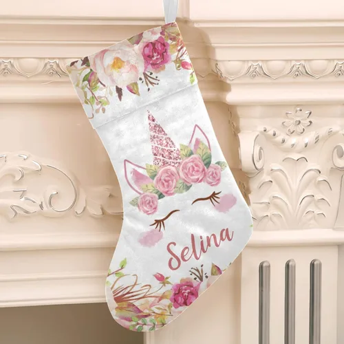 Vista 2 de Calcetines de Navidad personalizados con diseño de unicornio y flores con nombre, medias de Navidad personalizadas para decoración de fiestas