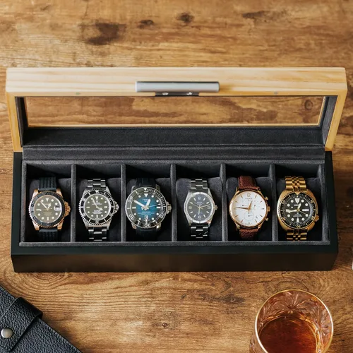 Vista 3 de CASE ELEGANCE Pino de dos tonos y base negra con mango de aluminio moderno caja de reloj de 6 ranuras con vidrio real