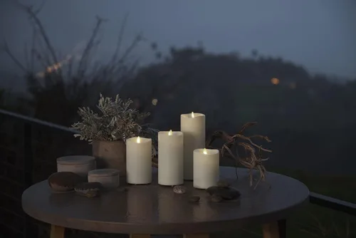 Vista 2 de Luminara Vela de pilar de llama móvil artificial realista para exteriores, llama móvil, luces LED que funcionan con pilas para Navidad exterior