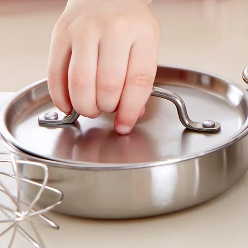 Vista 6 de Hape Chef's Choice - Kit de cocina de madera para niños, juego de accesorios de cocina y alimentos Multicolor