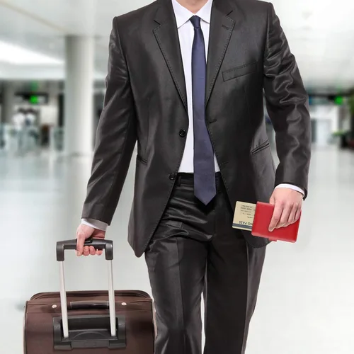 Vista 5 de Funda de piel sintética para pasaporte, con bloqueo RFID, tarjetero para mujeres y hombres, 02 Rojo, Cartera Rfid