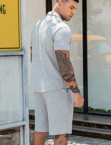 Vista 8 de URRU Conjunto de camisa polo y pantalones cortos para hombre, trajes de verano a la moda, casual, de manga corta, traje de polo para hombre