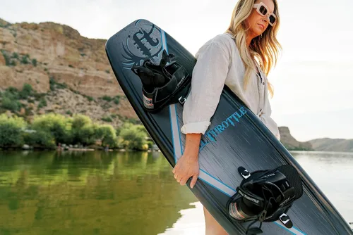 Vista 5 de Full Throttle Aqua Extreme Wakeboard Kit (negro/azul, 55.1 x 21.6 pulgadas/55.1 in x 16.5 in)