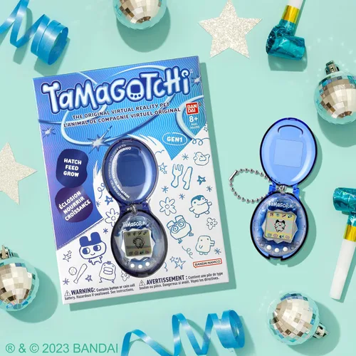 Vista 2 de Tamagotchi Original - Celebración Y3K + Funda Translúcida (Exclusivo de Amazon)