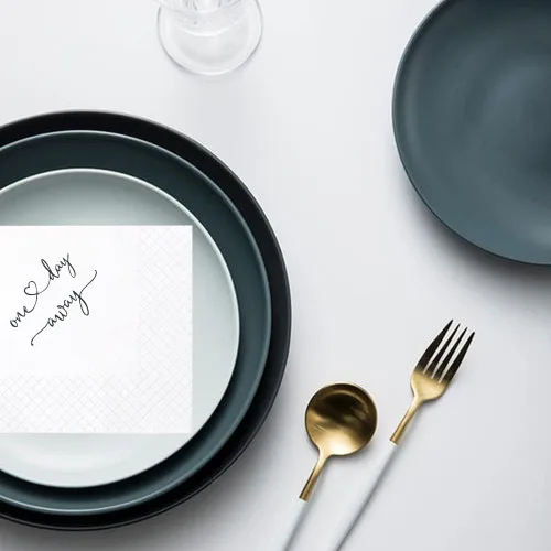 Vista 5 de Servilletas de cóctel de cena de ensayo de un día, suministros de fiesta de un día en papel servilletas desechables a granel para decoración de mesa