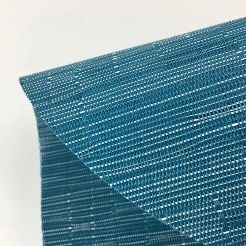 Vista 4 de Juego de 4 manteles individuales de vinilo tejido ovalado de bambú de imitación rojo A, resistentes al calor, lavables para mesa de cocina