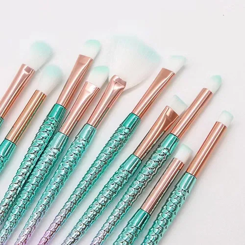 Vista 3 de SQULIGT Pinceles de maquillaje para niñas, juego de 10 piezas de pinceles de maquillaje de princesa, base, cejas, delineador de ojos, rubor