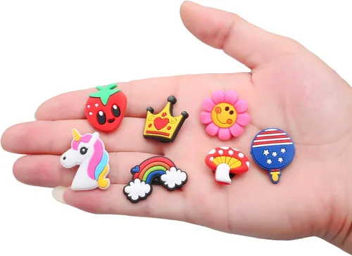 Vista 2 de TANSWEET 3050100125 pcs PVC Random Different Shape Shoe Charms for Shoe Decoration