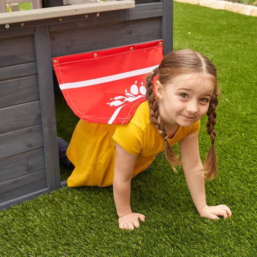 Vista 2 de KidKraft Riverscape - Casa de juegos de madera con timbre de trabajo, valla, cocina, puerta de mascotas, pizarras y jardineras