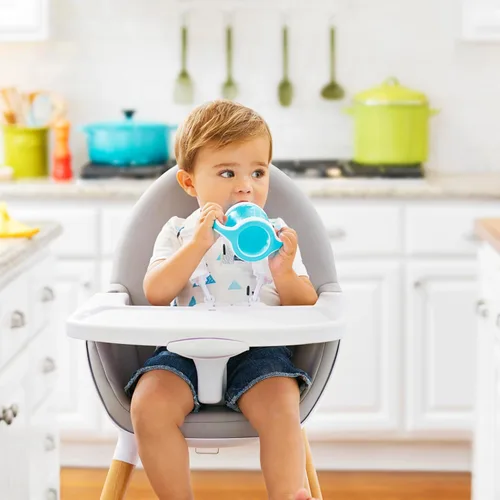 Vista 3 de Munchkin® Gentle™ Transition Sippy Trainer Cup, 4 Onzas, Paquete de 2, Azul