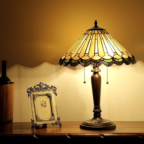 Vista 3 de CHLOE Lighting CH35883GG16-TL2 Inez Tiffany Style 2 Light Mission Lámpara de mesa de 16 pulgadas, pantalla única, multicolor