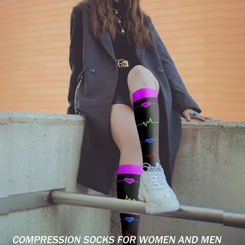 Vista 3 de 57 pares de calcetines de compresión de cobre para mujeres y hombres, circulación de 20-30 mmHg, el mejor apoyo para correr, atletismo, enfermería