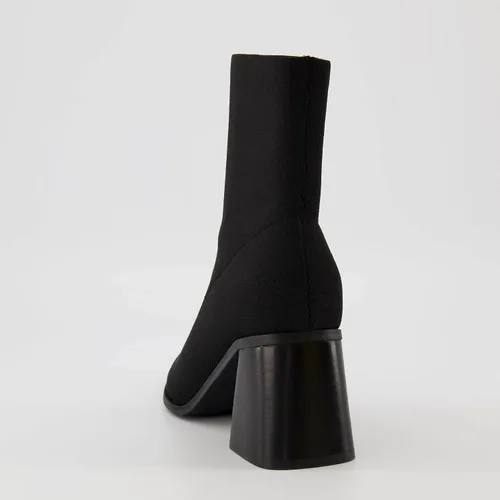 Vista 5 de CUSHIONAIRE Botas elásticas Sterling para mujer + espuma viscoelástica, anchos disponibles