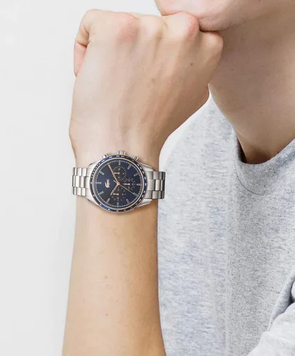 Vista 4 de Lacoste Reloj Boston de cuarzo para hombre con correa de acero inoxidable plata 20 Modelo 2011081 Plateado Reloj de cuarzo cronógrafo