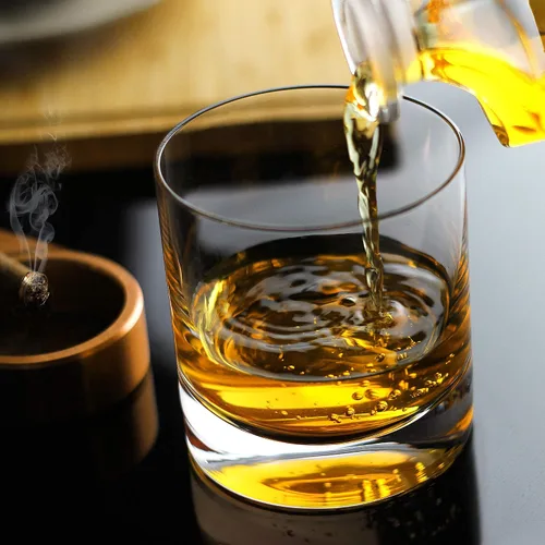 Vista 5 de LUXU Vasos de whisky de cristal, base pesada de 13 onzas, vasos de barra baja para bourbon, whisky escocés, cócteles, coñac, vasos de cóctel