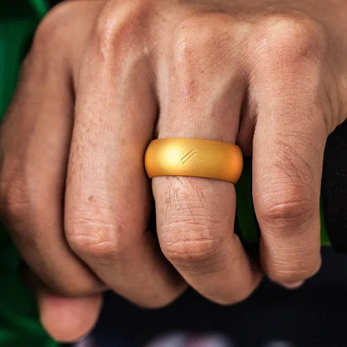 Vista 2 de Anillo de boda de silicona ThunderFit para hombres, banda de boda de goma, ancho 8.7 mm0.34 pulgadas, grosor 2.5 mm0.09 pulgadas.