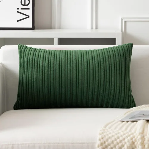 Vista 73 de UGASA - Fundas de almohada decorativas de terciopelo suave y sólidas de Navidad para sala de estar/sofá, 16 x 16 pulgadas, 2 unidades, color burdeos
