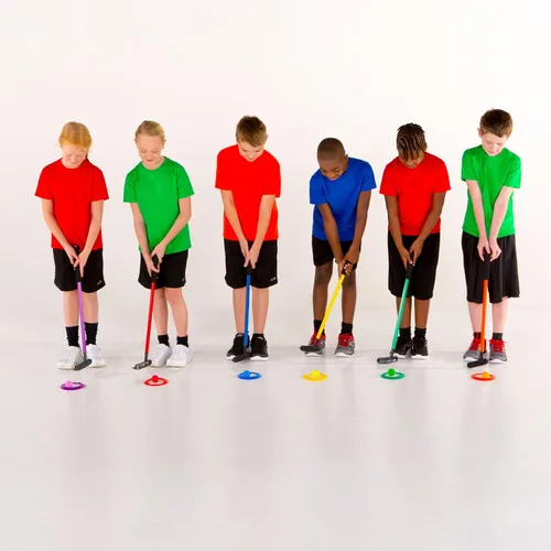 Vista 4 de Cosom by Cramer - Juego de mini golf de color para niños con 6 putters, juego de mini putt con 18 pelotas de golf y 12 objetivos, juego de golf