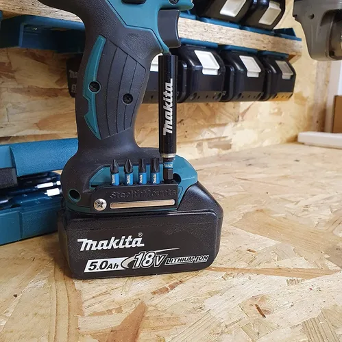 Vista 2 de StealthMounts Soporte magnético para puntas Makita (paquete de 2) - Negro Fabricado en Reino Unido