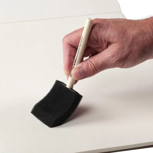 Vista 2 de Creative Mark Artist - Juego de 6 pinceles de espuma para pintar, mango de madera, con forma de cuña, paquete de 6 (3 pulgadas)