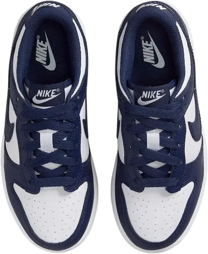 Vista 202 de Nike Kid's Dunk Low Sneaker