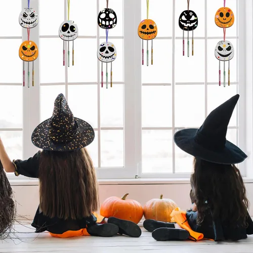 Vista 5 de Fennoral Paquete de 9 carillones de viento de Halloween para niños, hazte dueño de campanillas de viento de Halloween, adornos colgantes de madera