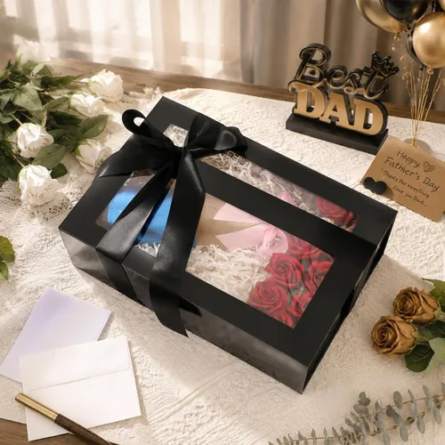 Vista 2 de PACKQUEEN Caja de regalo grande negra con ventana, 13.5 x 9 x 4.1 pulgadas, caja de regalo transparente para regalo, contiene cinta, tarjeta, caja