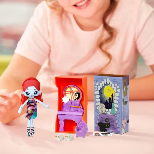 Vista 4 de SWEET SEAMS Paquete individual de Disney The Nightmare Before Christmas Sally Alicia en el país de las maravillas de 6 pulgadas muñecas