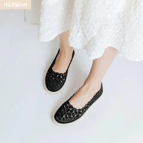 Vista 2 de HEAWISH Zapatos de vestir con punta redonda para mujer, estilo bailarina, estilo casual