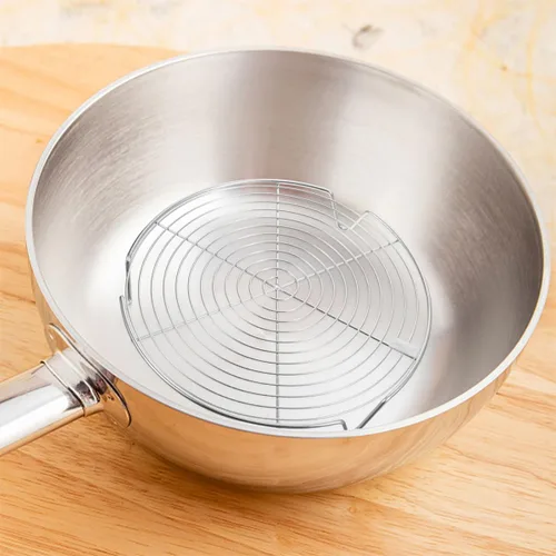 Vista 6 de Kichvoe 304 Stainless Steel Steamer Rack with Legs, 20cm Diameter X 4cm Height, Multi-function Steam Basket for Pressure Cooker and Air Fryer