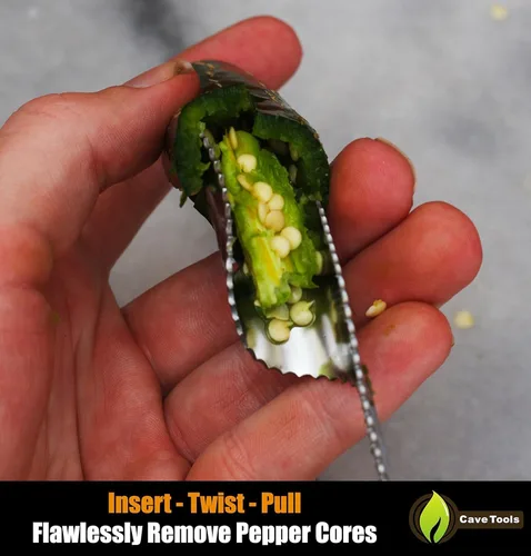 Vista 3 de Cave Tools descarozador de jalapeños de acero inoxidable. Se puede utilizar para pelar o cortar plátanos o chilis para asar en parrilla, ahumadora u