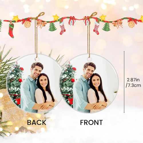 Vista 2 de Paquete de 4 adornos de Navidad personalizados 2025 de cerámica personalizada con foto y texto para decoración de árbol de Navidad, primera Navidad