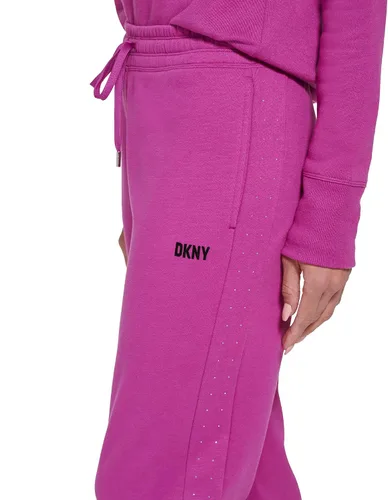 Vista 5 de DKNY Pantalón deportivo de forro polar con logotipo de rayas metálicas para mujer