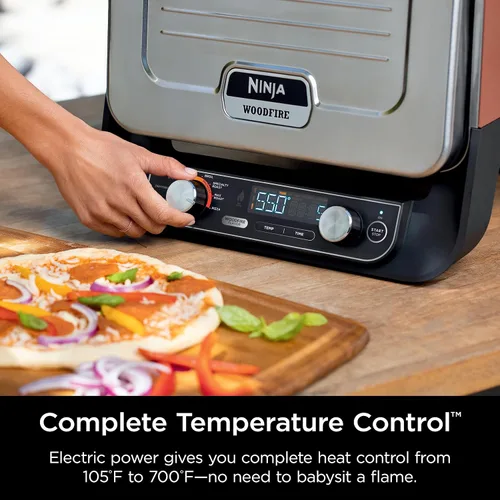Vista 11 de Horno de pizza de leña al aire libre Ninja, asador eléctrico portátil 8 en 1, calienta hasta 700°F, 5 configuraciones de pizza artesanal, caja