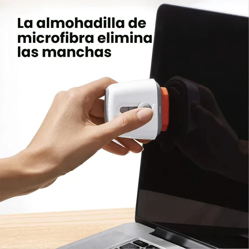 Vista 4 de OXO Limpiador para portátiles Good Grips Sweep & Swipe Almohadilla de microfibra y cepillo suave, elimina manchas y polvo, ideal para pantallas