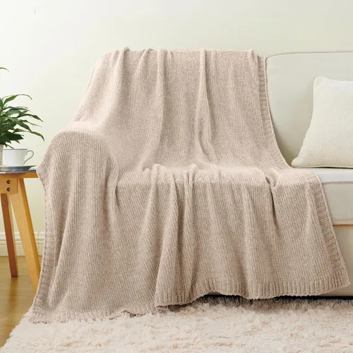 Vista 2 de Manta beige de felpilla suave para sofá, 51 x 67 pulgadas