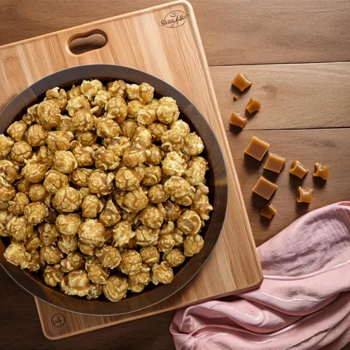 Vista 2 de Signature Popcorn, Cubo de regalo de agradecimiento de 1 galón, palomitas de maíz, recipiente de plástico reutilizable, aperitivo gourmet, sin