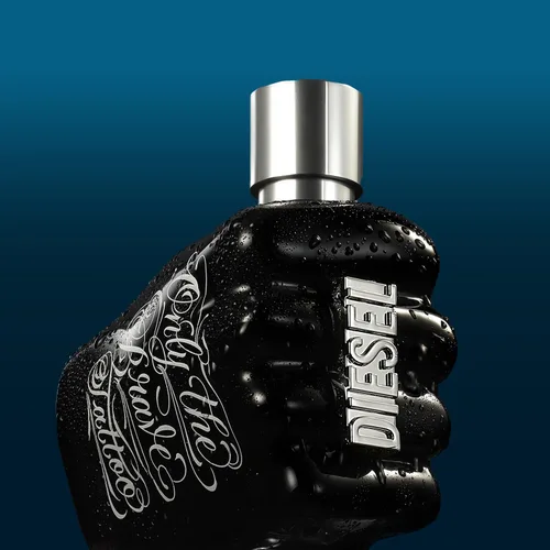 Vista 6 de Diesel Only The Brave Tattoo, Eau de Toilette para hombre, amaderado con notas de manzana, pimienta bourbon picante y tabaco, 1.2 onzas líquidas