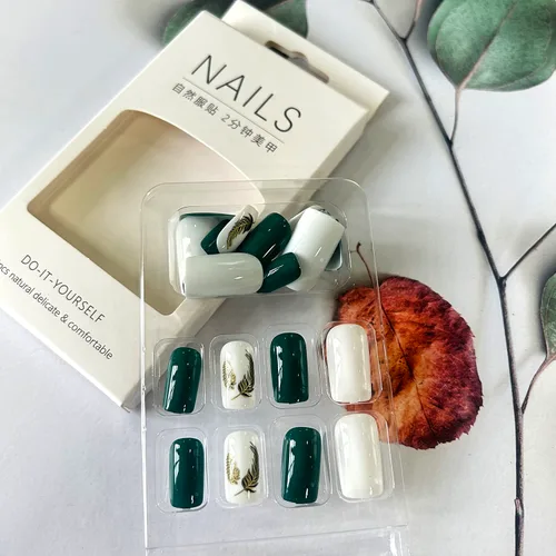 Vista 5 de 24 uñas postizas cuadradas medianas a presión, uñas postizas acrílicas artificiales con diseños de plumas doradas, cobertura completa