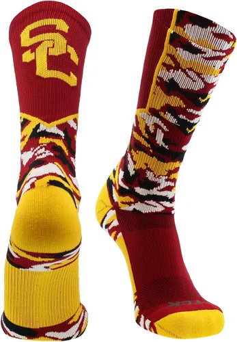 Vista 14 de TCK NCAA Woodland Camo Crew Socks – Officially Licensed Collegiate Fan Gear – Durable Cushioned Moisture Wicking Socks