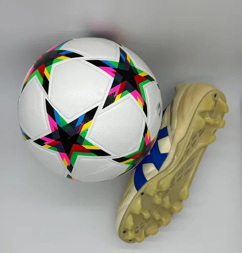 Vista 3 de Balón de fútbol de calidad para la Copa del Mundo, tamaño 5, térmicamente unido con costuras sin costuras, peso oficial del partido, piel sintética