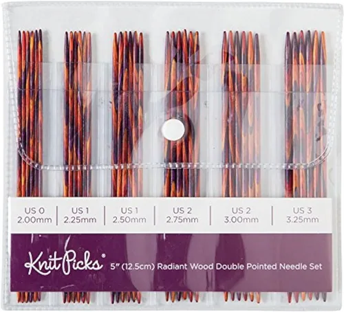 Vista 3 de Knit Picks Juego de agujas de tejer de madera de doble punta (Radiant 4")