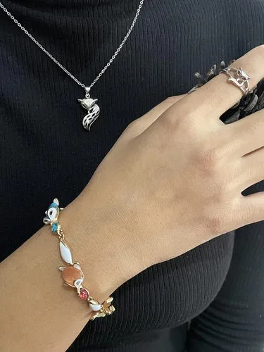 Vista 2 de Pulseras de cuentas Pulsera de buena suerte Talla única Ideal para bohemias multicapa elástica con borla de ala de piedra natural