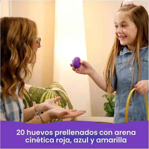 Vista 4 de Kinetic Sand, Paquete de 20 huevos con arena de juego roja, amarilla y azul de 3.3 libras para caza de huevos, recuerdos de fiesta y bolsas
