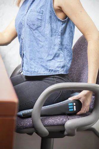 Vista 8 de Cojín de espuma viscoelástica para asiento de automóvil para conducir, cojín ergonómico de cuña para dolor de espalda, alivio de la ciática