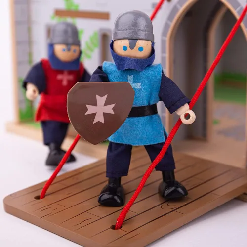Vista 8 de Bigjigs Toys Wooden Knights Juego de figuras medievales para niños Juego de acción para juegos de rol de castillo Figuras con accesorios