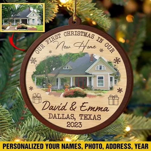 Vista 2 de V VIBEPY Adornos personalizados para casa nueva, adornos de Navidad para el hogar, adornos de madera de Navidad, 3.5 pulgadas, adornos de 3 capas