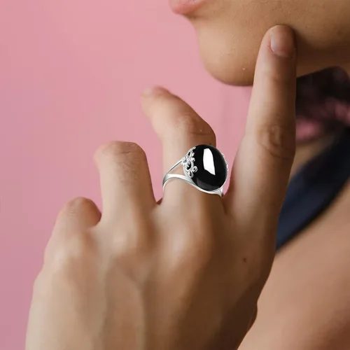 Vista 4 de Anillo de cristal transparente natural para mujeres y niñas, plata de ley S925 con borde de flores y vid, anillo grueso de cuarzo auténtico, regalo